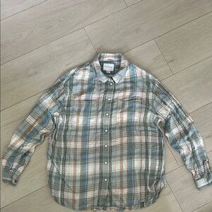 AE Women’s Plaid Flannel Size S